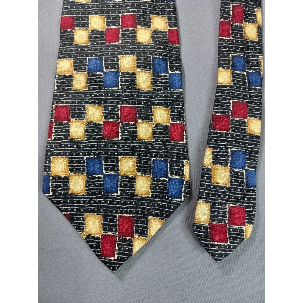 Roundtree & Yorke Mens Silk‎ Tie Geometric Square Pattern Red Blue Gold Black